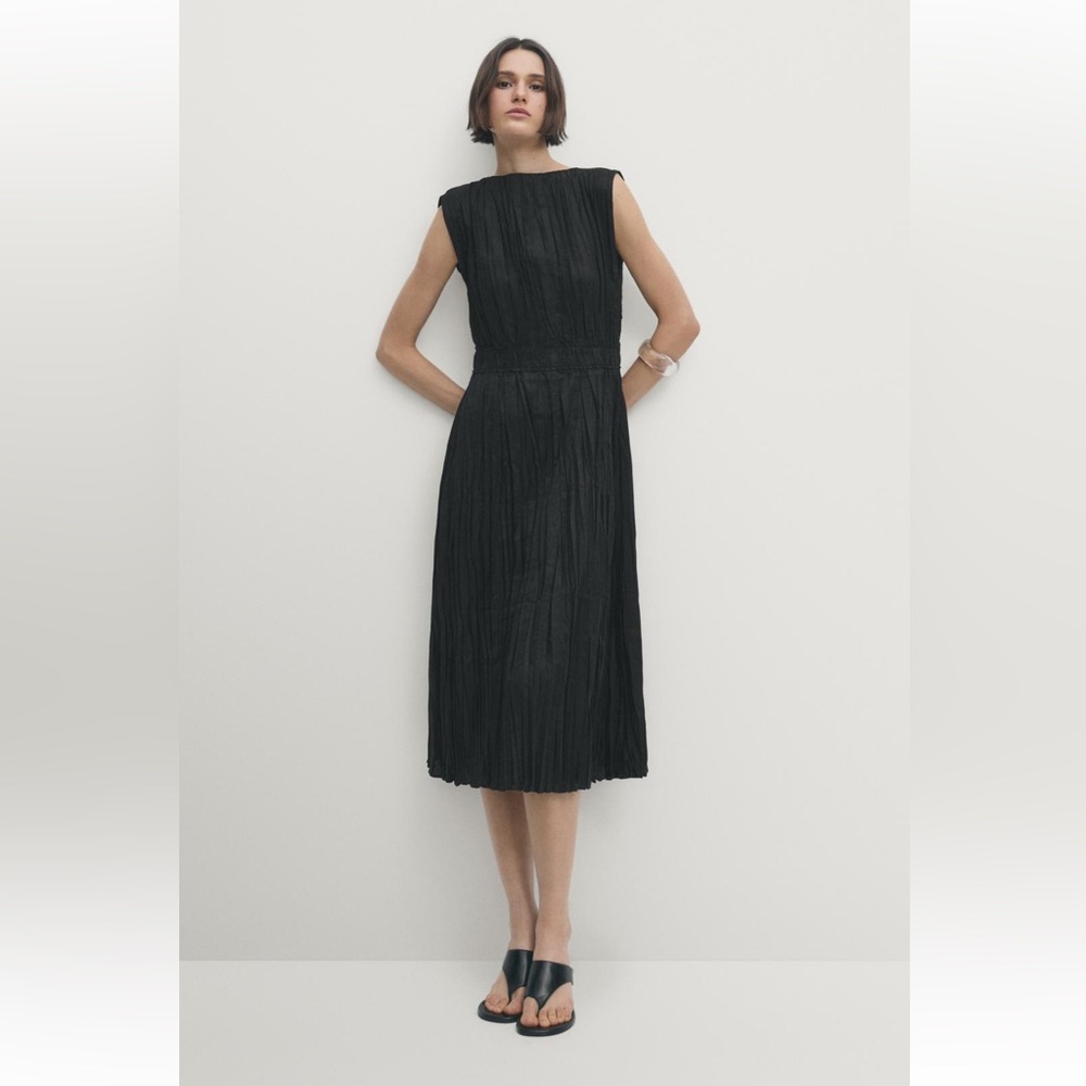 Massimo Dutti Pleated Linen Midi Dress